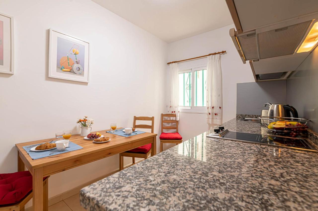 Apartamentos En El Centro De Los Cristianos Arona  Eksteriør bilde