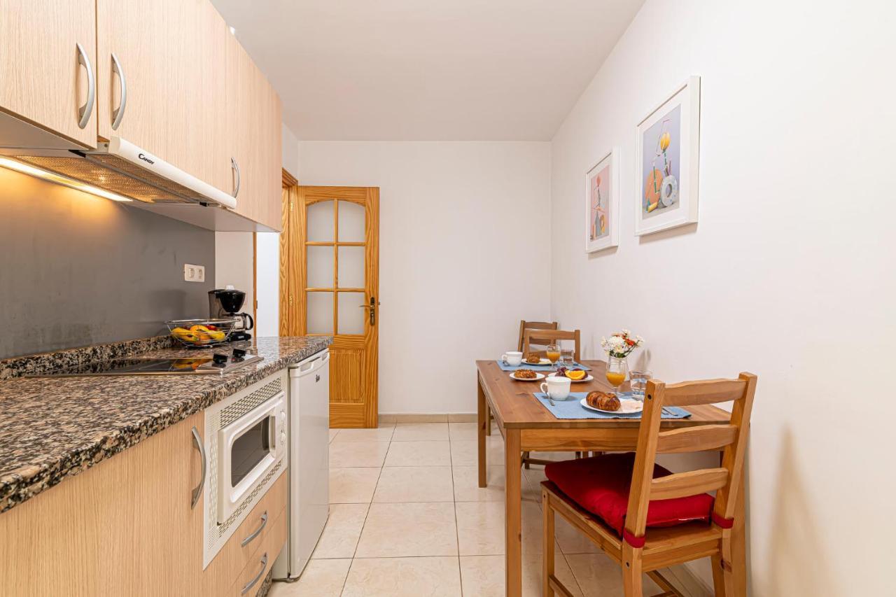 Apartamentos En El Centro De Los Cristianos Arona  Eksteriør bilde